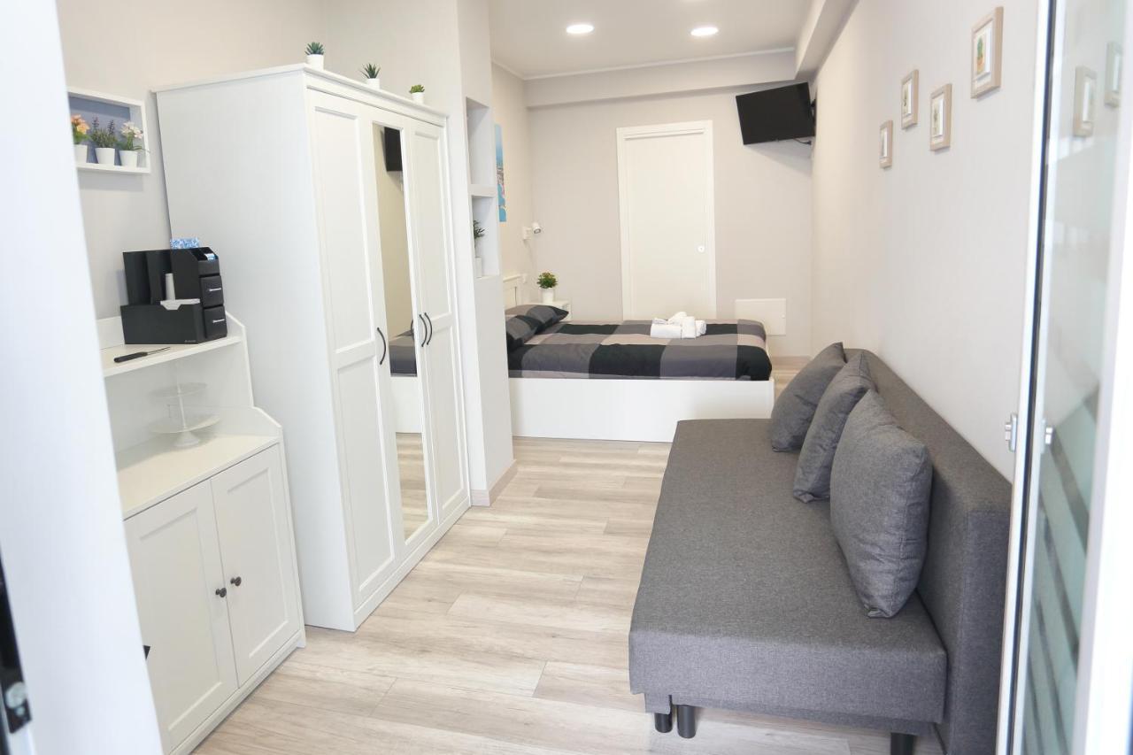 Ag Luxury Rooms Giardini Naxos Exterior photo