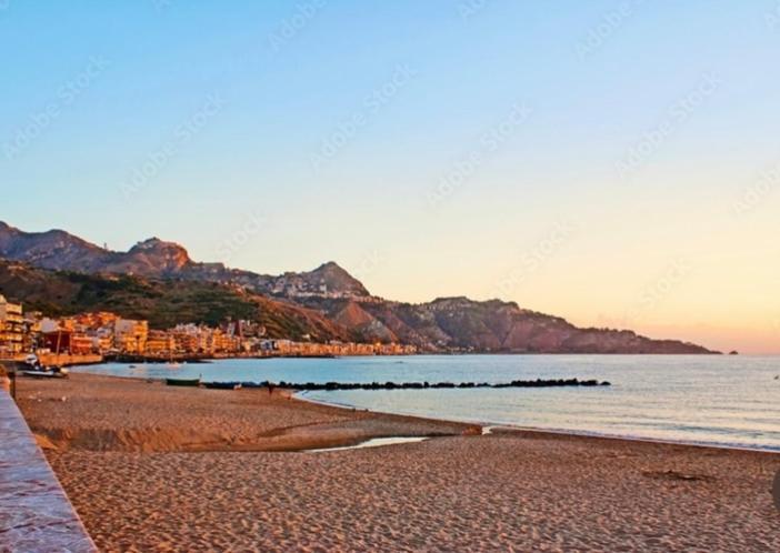 Ag Luxury Rooms Giardini Naxos Exterior photo
